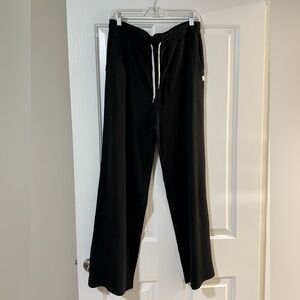 Vuori Halo Essential Wideleg - Black Heather - Size XL